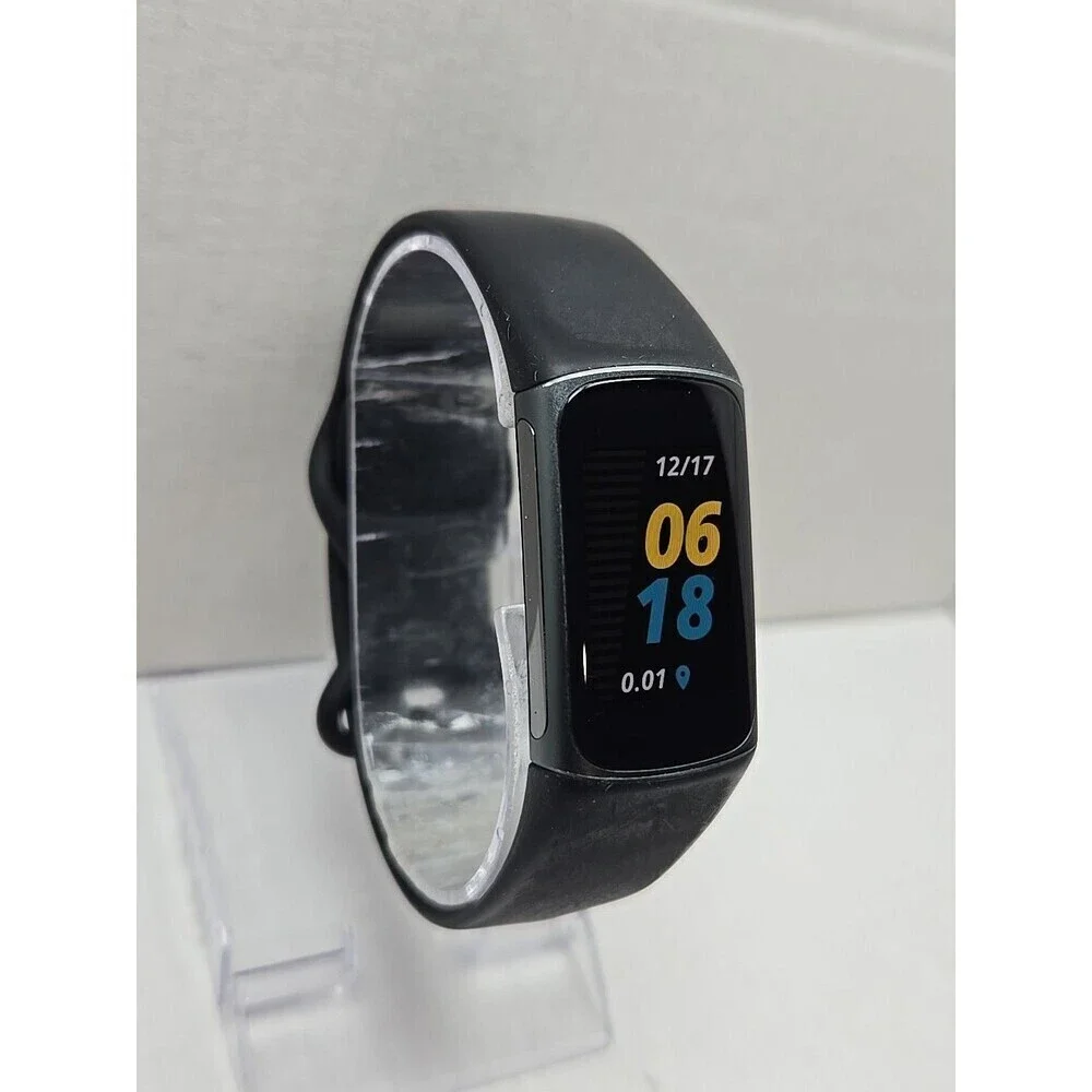 Fitbit Charge 5 Fitness Tracker GPS SpO2 Sleep Monitor Activity W/ Charger Watch